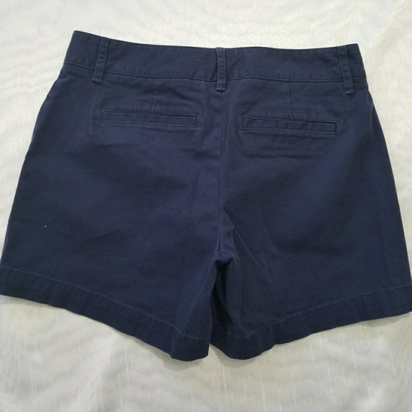 Lands End - Women's Low Rise Chino Navy Shorts - Picture 2 of 4